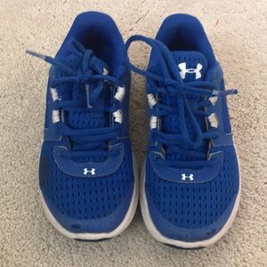 Under Armor Sneakers